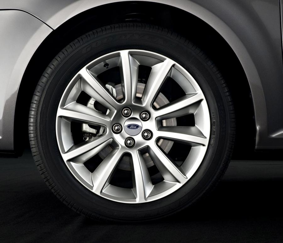  Ford Flex EcoBoost 2010 года  (фото 30 из 47)